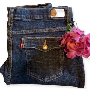 LEVI’S 512 Perfectly Slimming High Waist Boot Cut 16 (D-005)